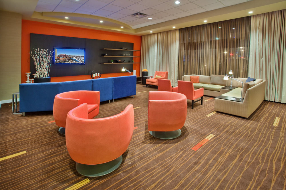 Courtyard By Marriott Toronto Vaughan Exterior foto